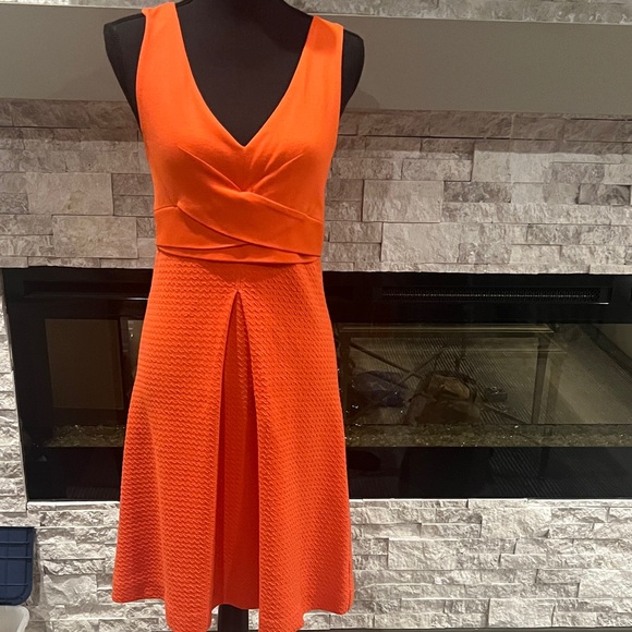 HD in Paris Orange Sleeveless Fit and Flare Dress size 4 - Picture 1 of 13